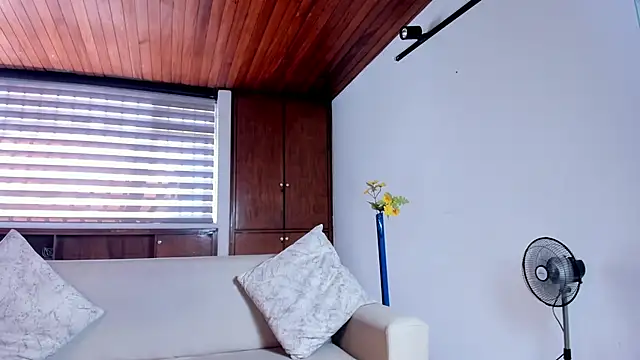 VenusCooper online show from 01-17-26, 07:28