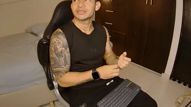 venedic bull online show from 02-05-26, 03:33