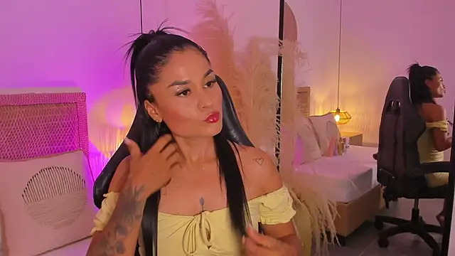 Snapshot of tabata69_ chatting on 10-16-25, 07:37 tabata69 online show from 10-16-25, 07:37