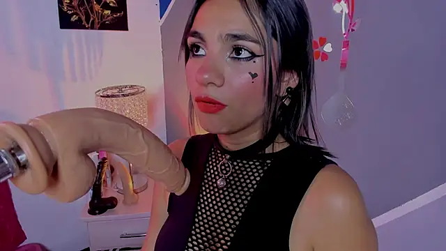 susi hot13 online show from 12-17-25, 10:05