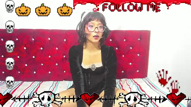 Lia Carter  online show from 10-05-25, 01:04