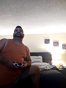 Snapshot of Roddog18 chatting on 11-16-25, 06:19 Roddog18 online show from 11-16-25, 06:19