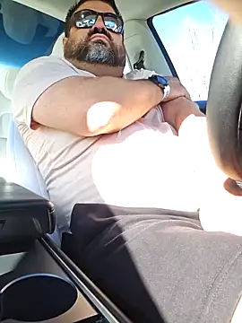 Snapshot of Roddog18 chatting on 01-13-26, 06:57 Roddog18 online show from 01-13-26, 06:57