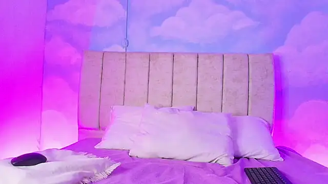 Nikolbrice online show from 03-22-26, 01:53