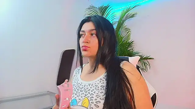 Snapshot of alejitasweet chatting on 10-04-25, 02:53 alejitasweet online show from 10-04-25, 02:53