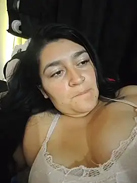 Snapshot of alejitasweet chatting on 10-29-25, 03:31 alejitasweet online show from 10-29-25, 03:31