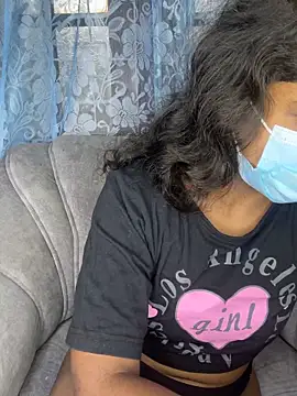 Snapshot of SukiyamaAsia chatting on 11-06-25, 07:20 SukiyamaAsia online show from 11-06-25, 07:20