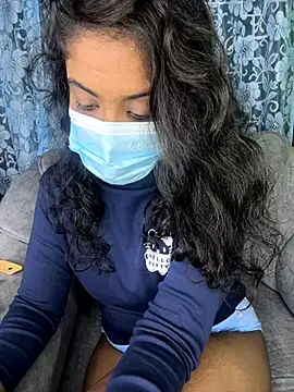 Snapshot of SukiyamaAsia chatting on 11-13-25, 04:17 SukiyamaAsia online show from 11-13-25, 04:17