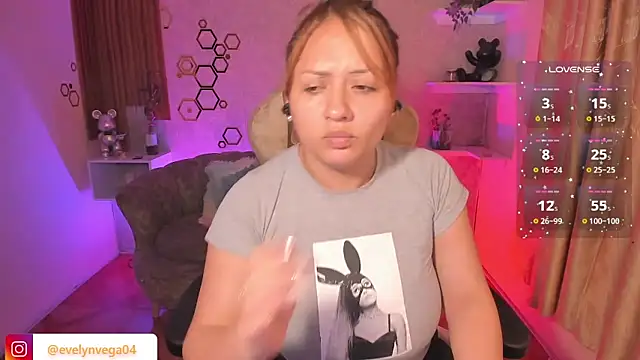 EvelynVega0 online show from 12-23-25, 02:53