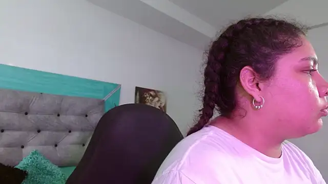 roxx iie online show from 12-18-25, 02:34