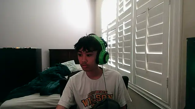 youngasianboy2007 online show from 02-28-26, 07:15