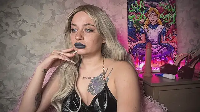 Snapshot of angelalicehell chatting on 11-09-25, 03:27 angelalicehell online show from 11-09-25, 03:27