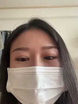 Snapshot of mia2_jp chatting on 10-04-25, 04:10 mia2 jp online show from 10-04-25, 04:10