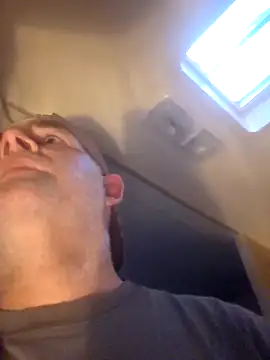 DeeBestEver online show from 04-19-26, 02:44