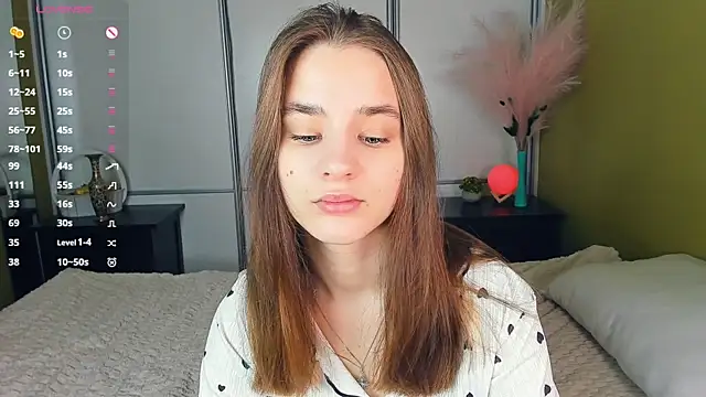 JinnyMcie online show from 04-05-26, 10:01