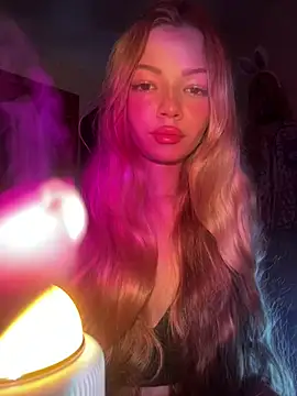  Siennaaa  online show from 03-19-26, 08:46