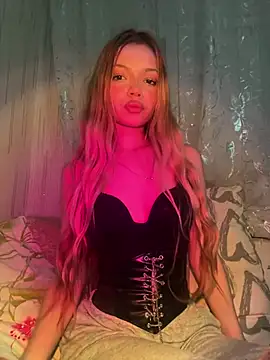  Siennaaa  online show from 04-10-26, 07:29