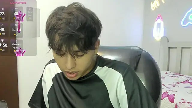 StiwenTwink online show from 01-08-26, 08:00