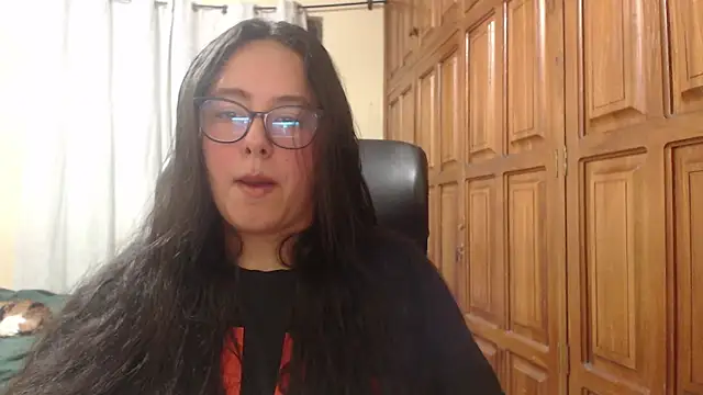 Venus cat  online show from 02-21-26, 03:18