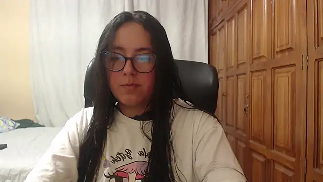 Venus cat  online show from 04-24-26, 03:09