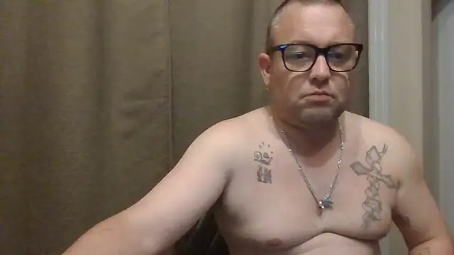 Snapshot of hot-brabo chatting on 10-16-25, 05:36 hot-brabo online show from 10-16-25, 05:36