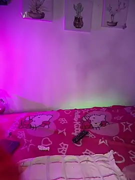 Snapshot of Solaangel_ chatting on 12-15-25, 11:31 Solaangel online show from 12-15-25, 11:31