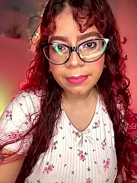 Snapshot of Solaangel_ chatting on 01-08-26, 01:41 Solaangel online show from 01-08-26, 01:41