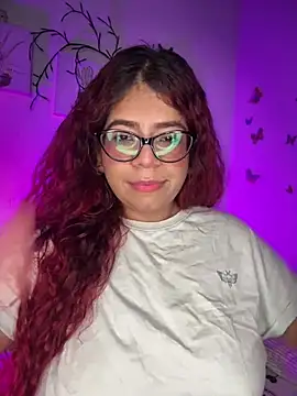 Snapshot of Solaangel_ chatting on 02-07-26, 01:04 Solaangel online show from 02-07-26, 01:04