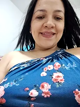 LindaSalo33 online show from 11-06-25, 03:13