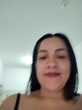 LindaSalo33 online show from 12-04-25, 08:12