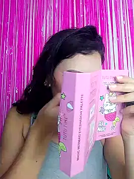 JuliethaFox online show from 10-18-25, 10:54