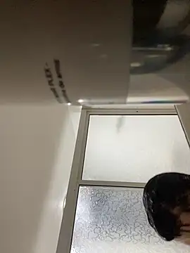 Snapshot of jeff2995_ chatting on 10-24-25, 03:25 jeff2995 online show from 10-24-25, 03:25