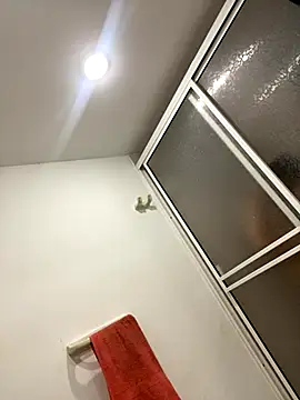 Snapshot of jeff2995_ chatting on 11-05-25, 05:29 jeff2995 online show from 11-05-25, 05:29