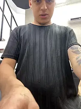 Snapshot of jeff2995_ chatting on 11-23-25, 02:55 jeff2995 online show from 11-23-25, 02:55