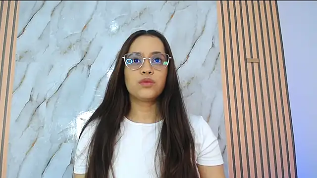 PiaGelvez online show from 11-19-25, 11:16