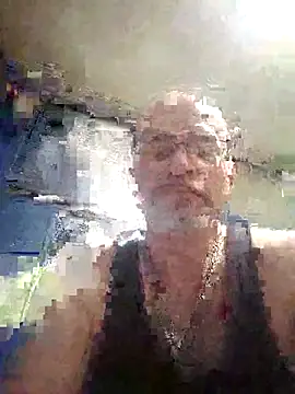 Snapshot of Curious9884 chatting on 07-13-26, 08:06 Curious9884 online show from 07-13-26, 08:06