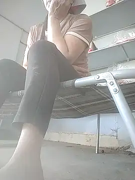 meo-meo00 online show from 10-05-25, 03:49