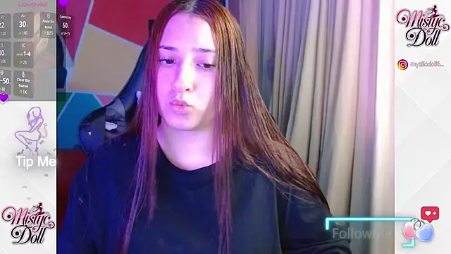 Snapshot of Mysticdoll69_ chatting on 10-07-25, 05:43 Mysticdoll69 online show from 10-07-25, 05:43