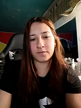 Snapshot of Mysticdoll69_ chatting on 11-22-25, 05:12 Mysticdoll69 online show from 11-22-25, 05:12