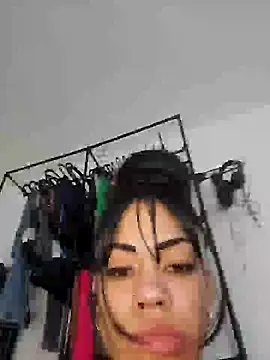 Snapshot of thaliacangri chatting on 11-10-25, 12:26 thaliacangri online show from 11-10-25, 12:26