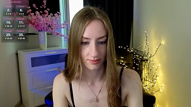 GoldenRose  online show from 04-16-26, 12:39