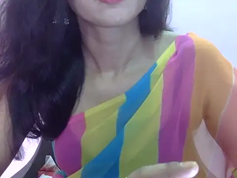 Laila Cute online show from 06-17-26, 03:42