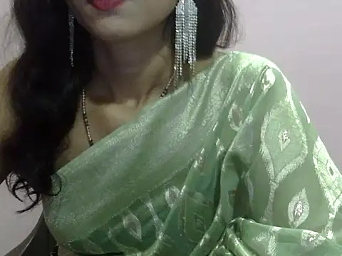 Snapshot of Laila_Cute chatting on 07-08-26, 03:11 Laila Cute online show from 07-08-26, 03:11