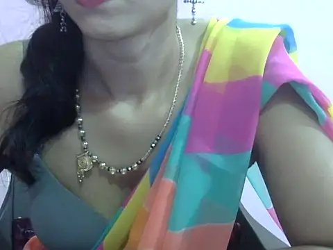 Snapshot of Laila_Cute chatting on 07-25-26, 05:16 Laila Cute online show from 07-25-26, 05:16