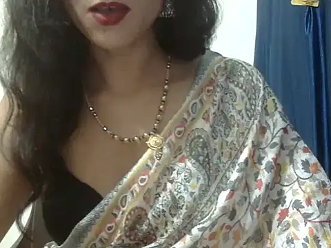 Snapshot of Laila_Cute chatting on 08-07-26, 05:37 Laila Cute online show from 08-07-26, 05:37