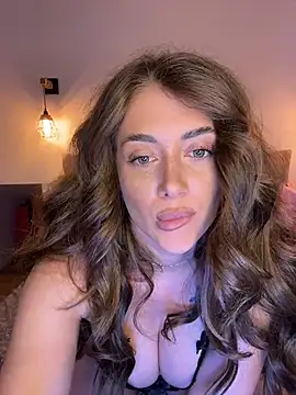 Snapshot of Malasantababy chatting on 11-13-25, 11:14 Malasantababy online show from 11-13-25, 11:14