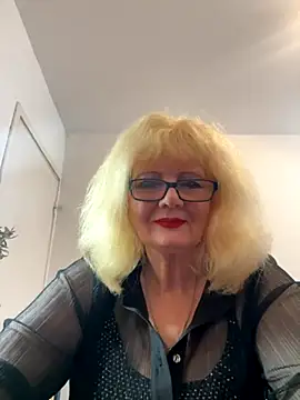 BoloshkaBlonda online show from 10-24-25, 10:00