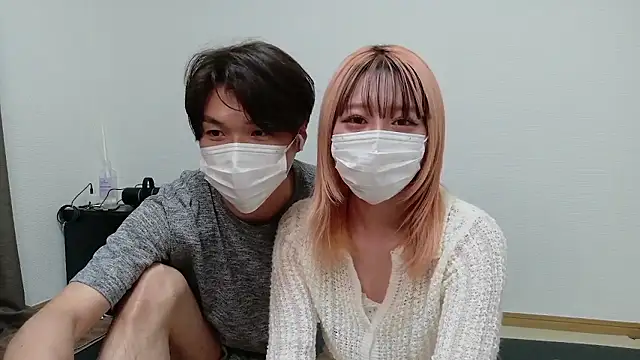 Snapshot of ipponpon chatting on 05-12-26, 08:11 ipponpon online show from 05-12-26, 08:11