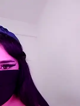 Snapshot of hot_inaas chatting on 11-15-25, 10:15 hot inaas online show from 11-15-25, 10:15