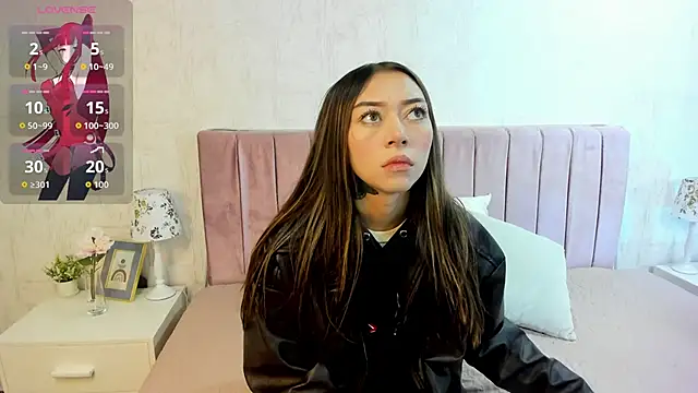 Snapshot of Olivia_johansson chatting on 10-12-25, 05:17 Olivia johansson online show from 10-12-25, 05:17